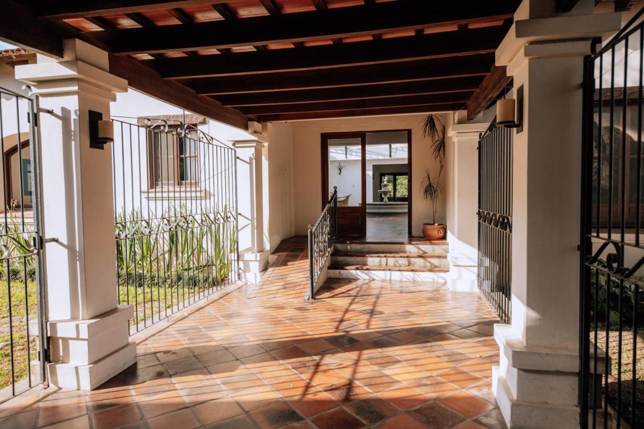 Hotel Torrontes サンロレンソ エクステリア 写真