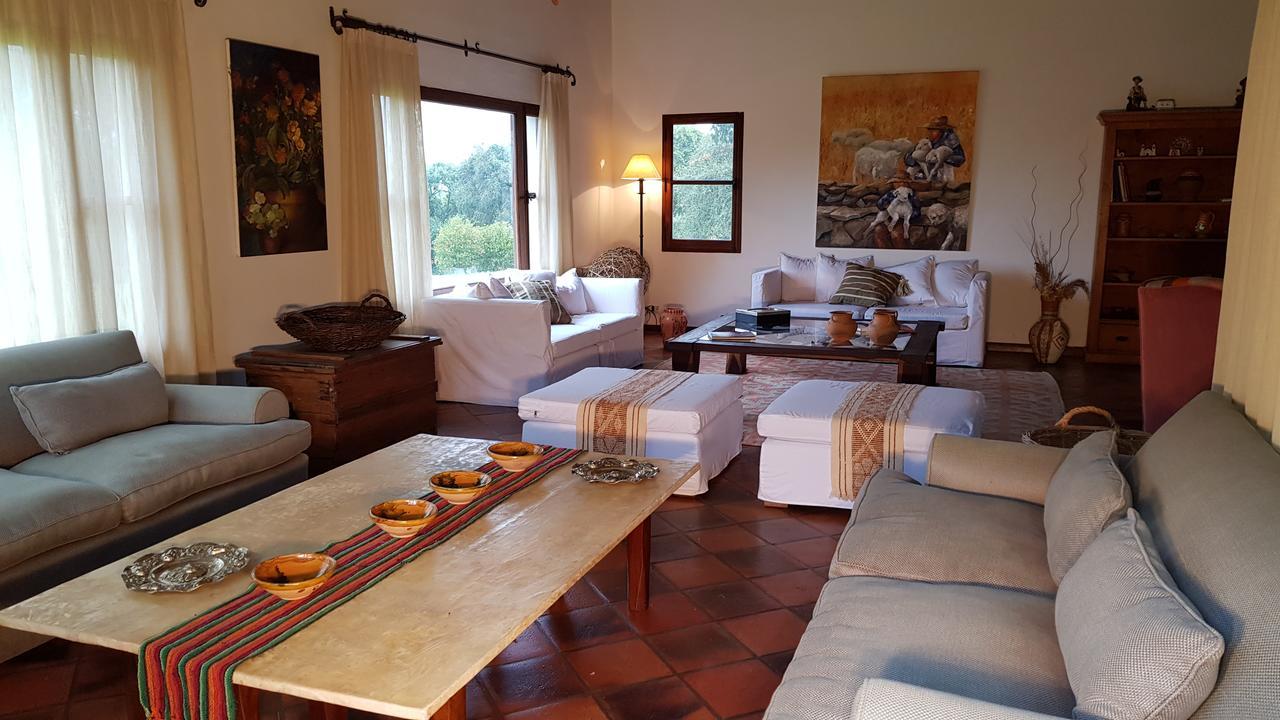 Hotel Torrontes サンロレンソ エクステリア 写真