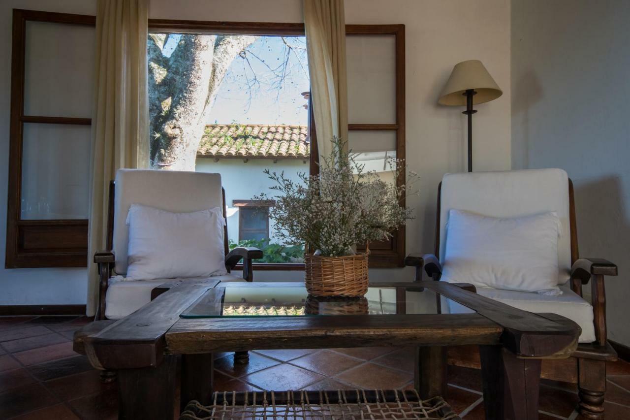 Hotel Torrontes サンロレンソ エクステリア 写真