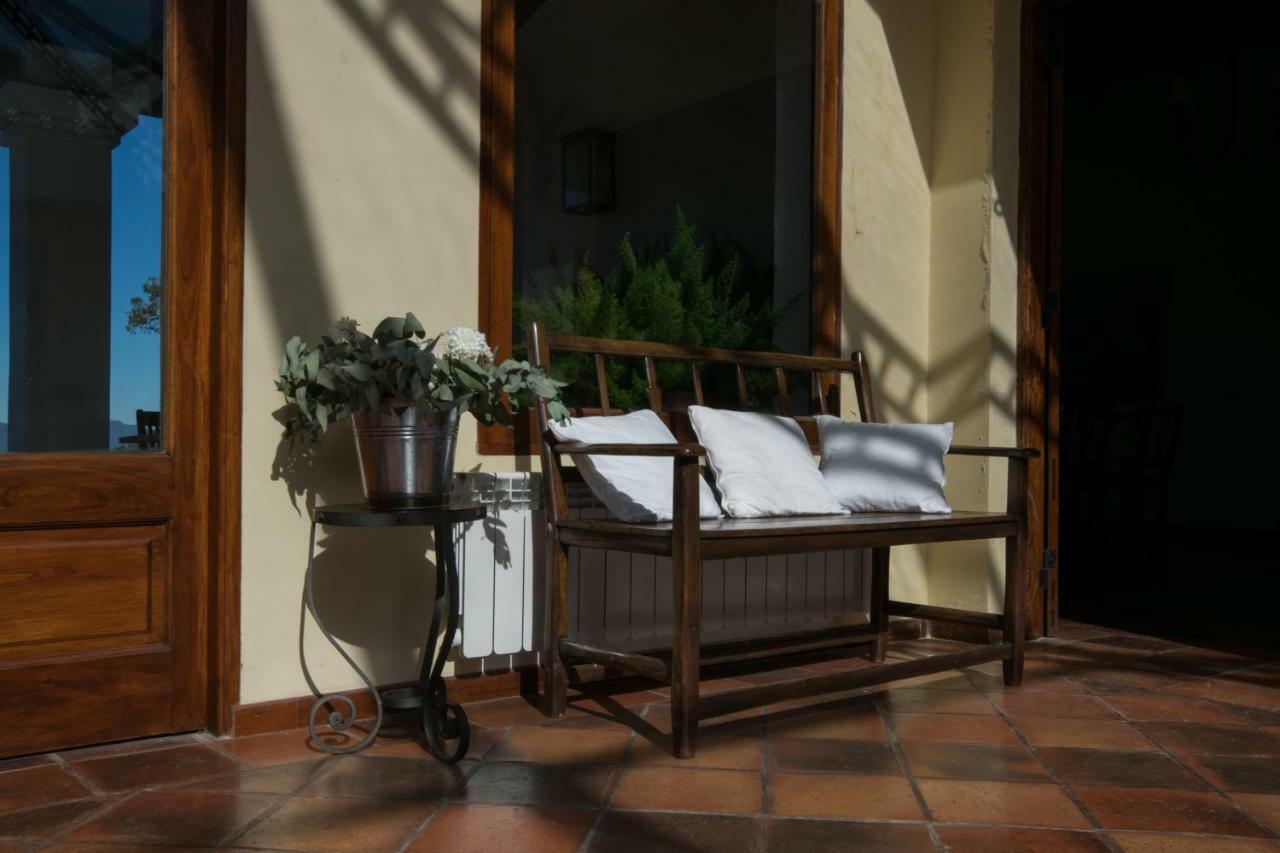 Hotel Torrontes サンロレンソ エクステリア 写真