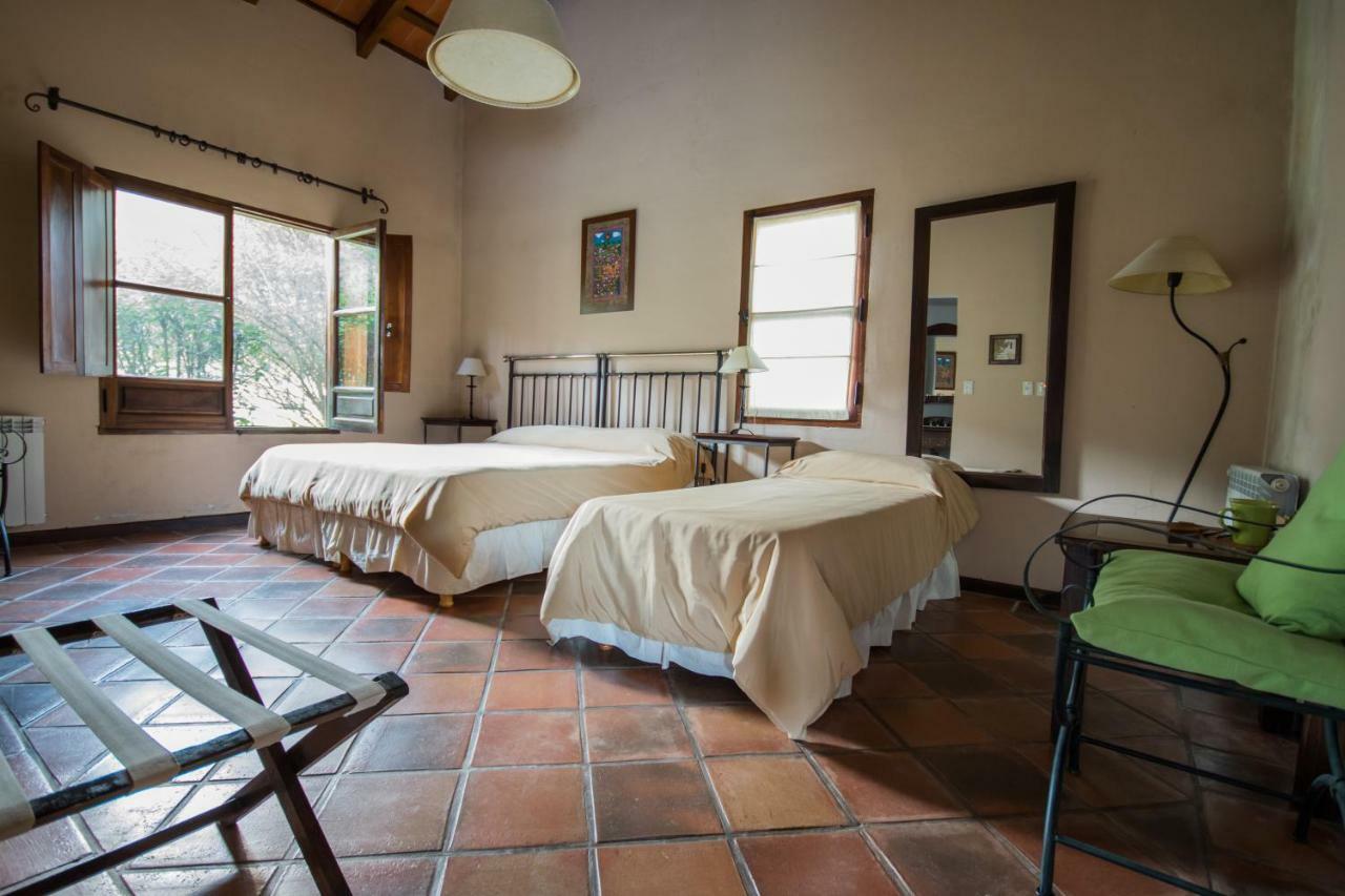 Hotel Torrontes サンロレンソ エクステリア 写真